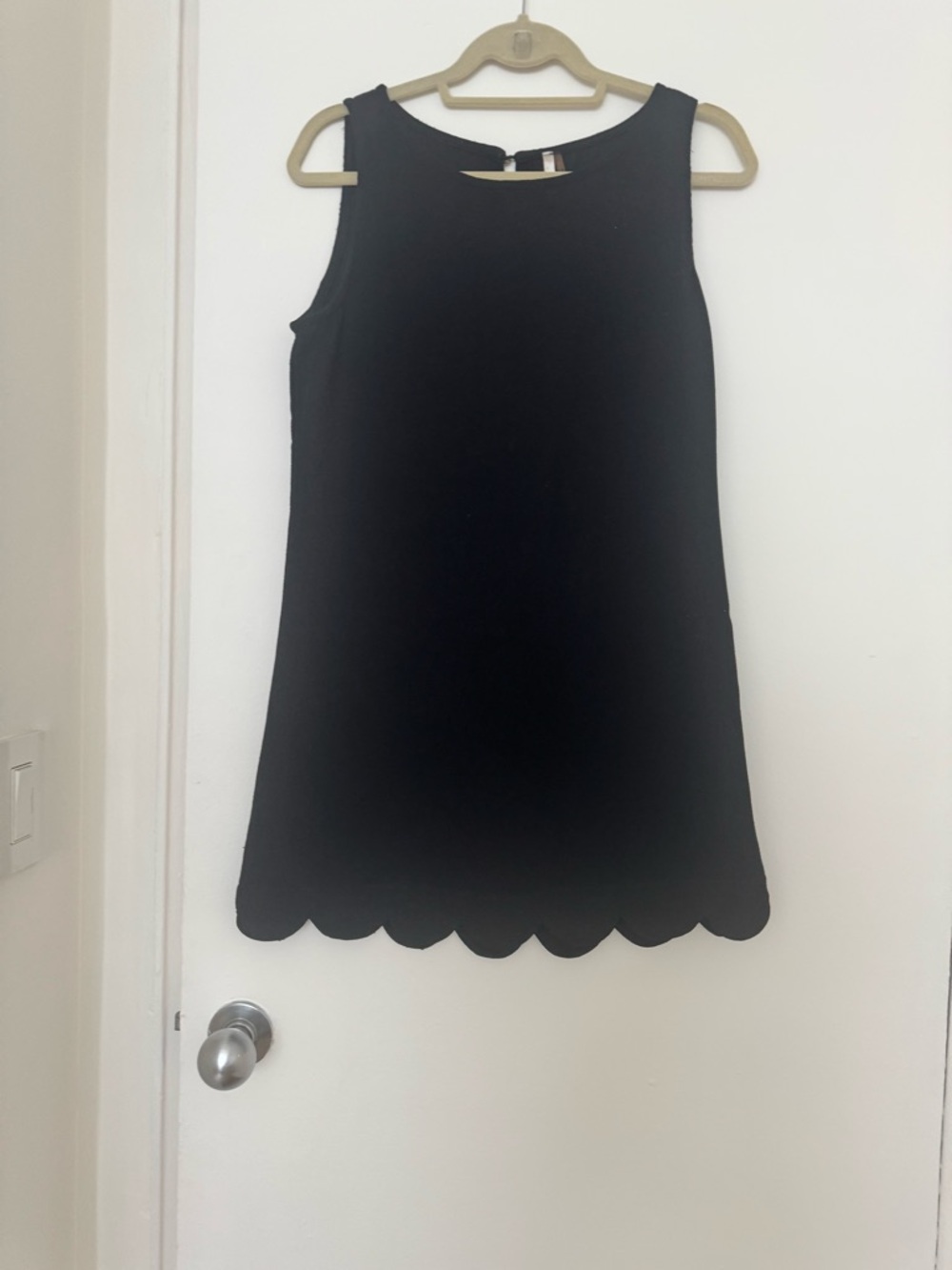 mittoshop Black Scalloped Hem Mini Shift Dress